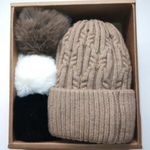 Coffret bonnet pompons