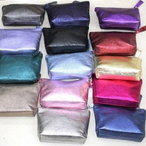 Pochette métallisée en cuir