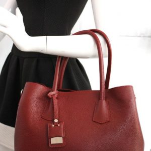 Sac à main en cuir grainé