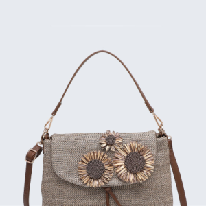 Sac à main en paille synthétique avec rabat fleurs